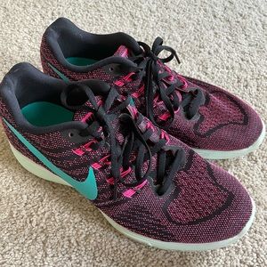 Nike Women’s Size 9 Sneaker